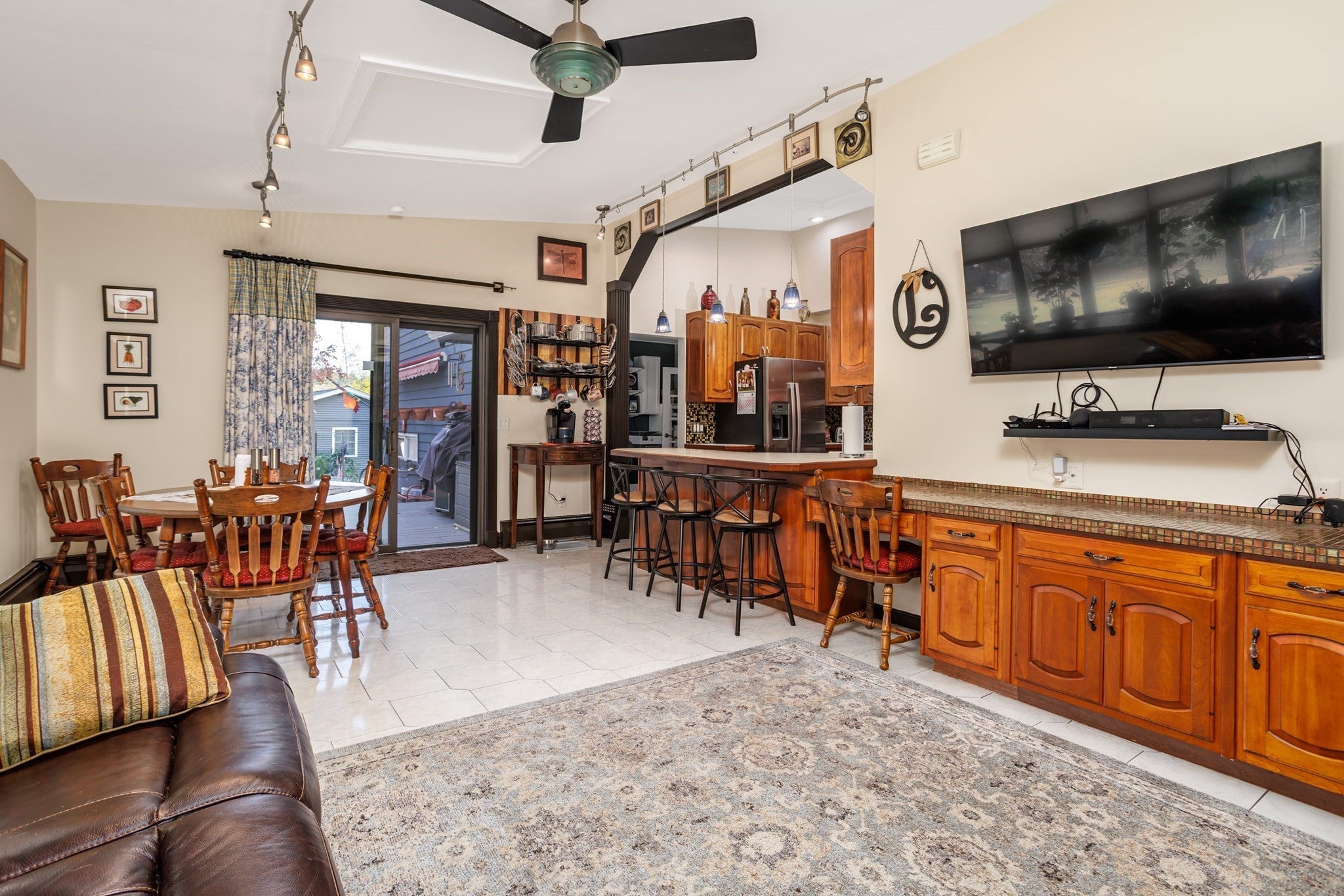 41 Bainbridge Street, Leominster, MA Photo #15