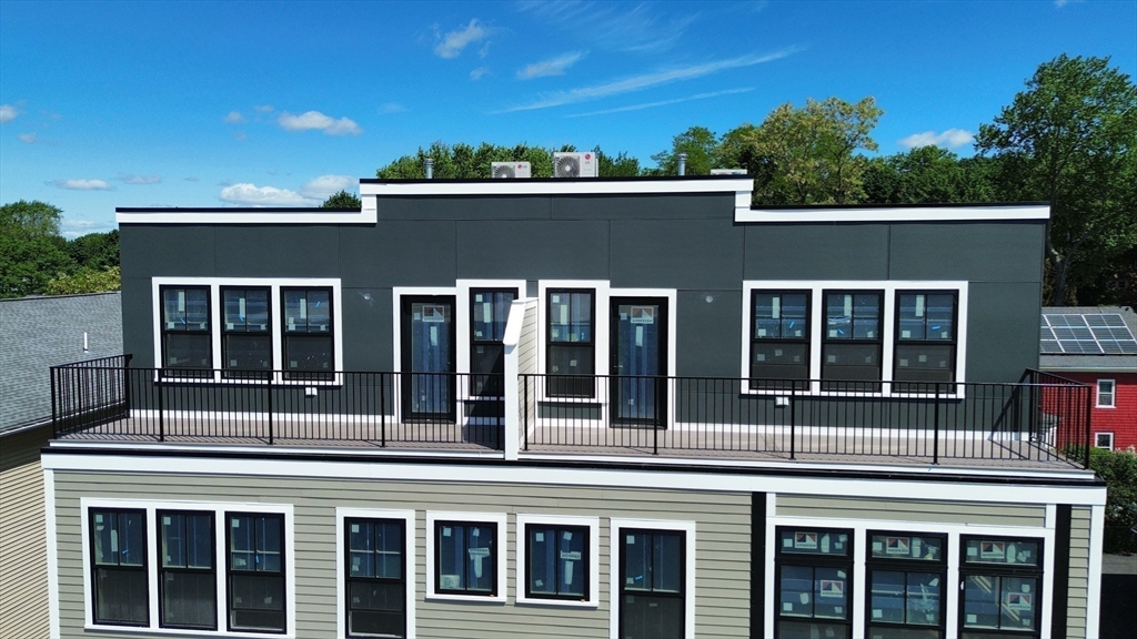 421 High St 308