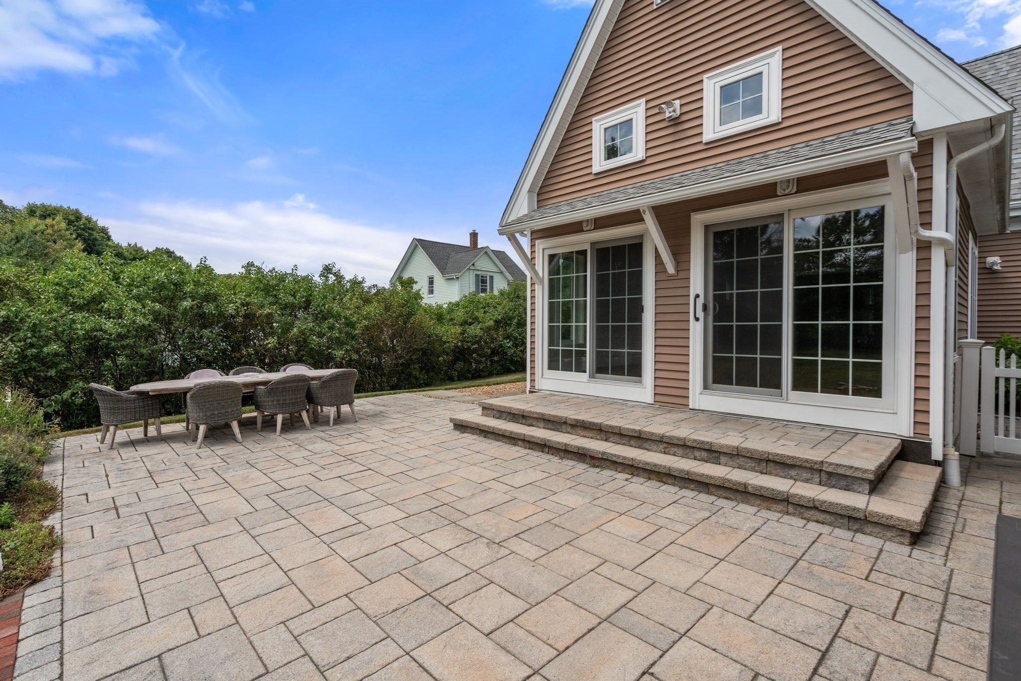 172 West St, Walpole, MA Photo #2