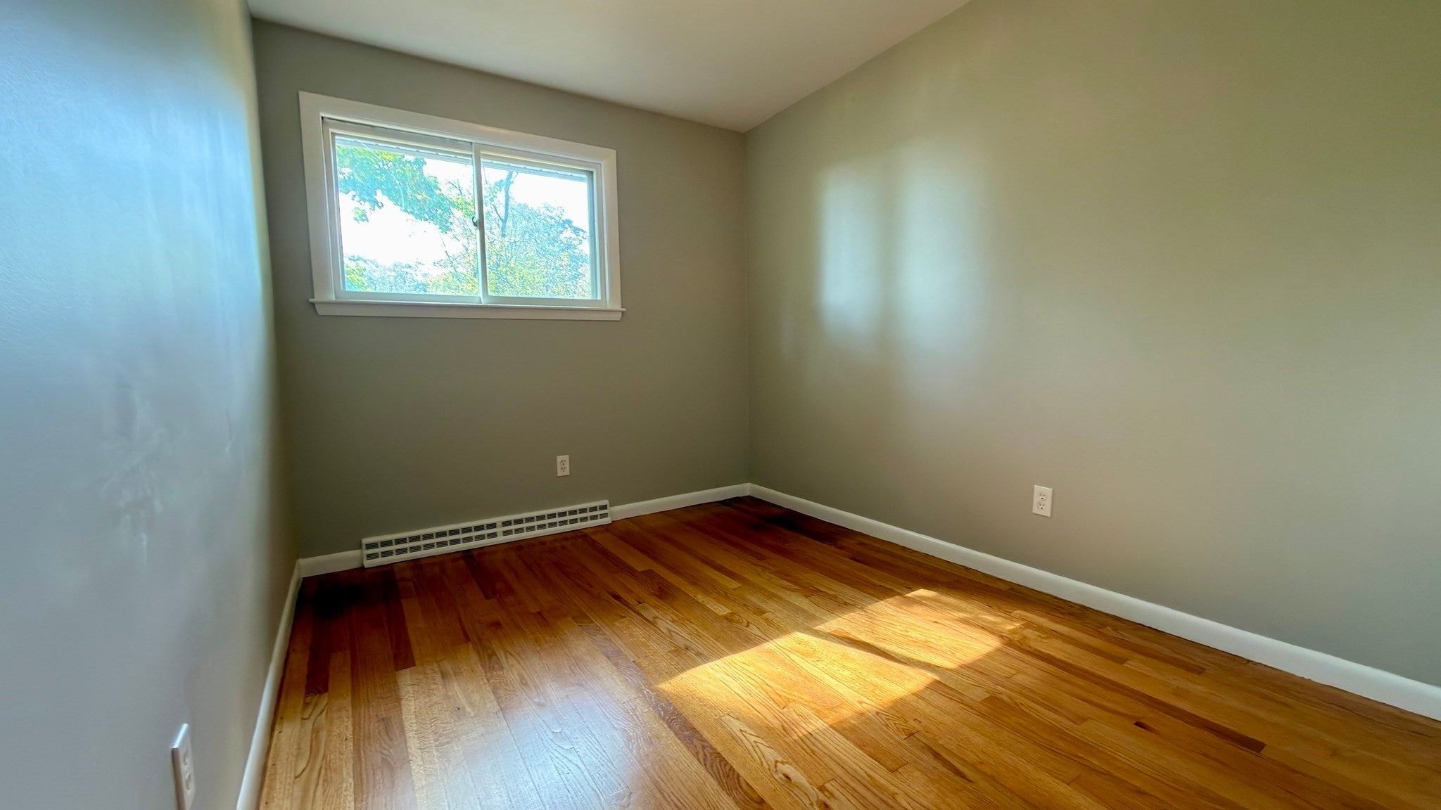 17 Lawn Ave, Lowell, MA, 17 Lawn Ave, Lowell, MA Photo #30