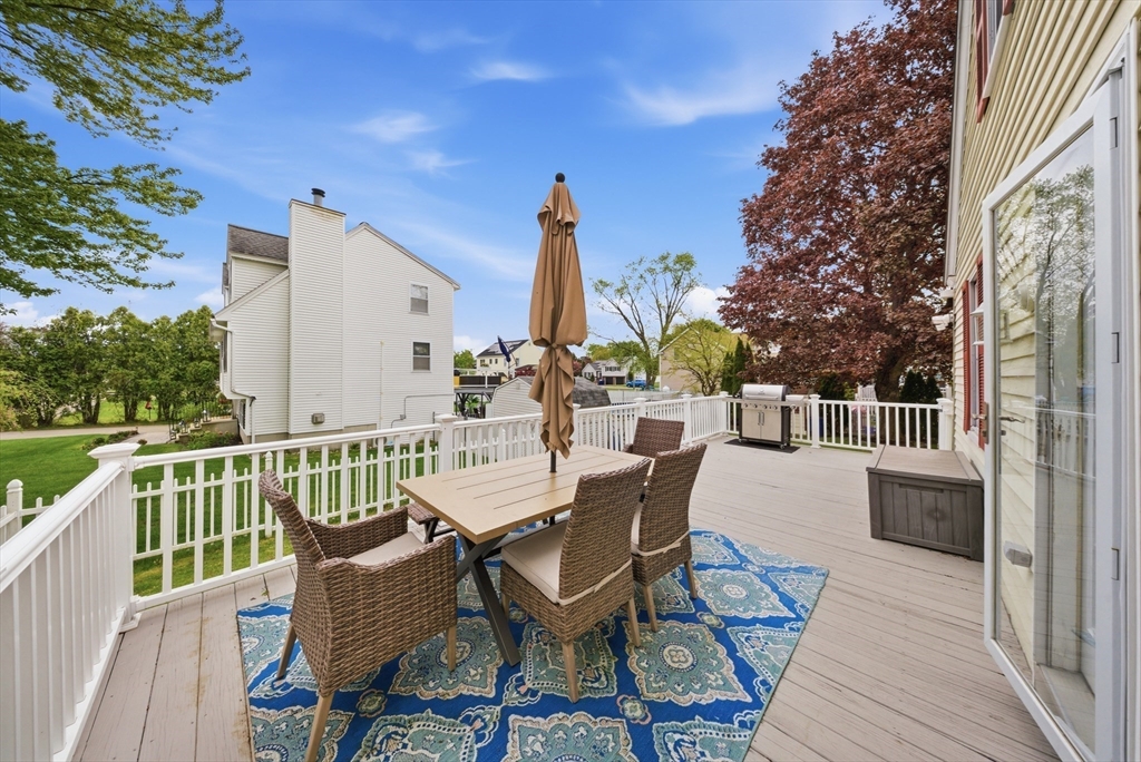 10 Gloucester St, Methuen, MA Photo #14