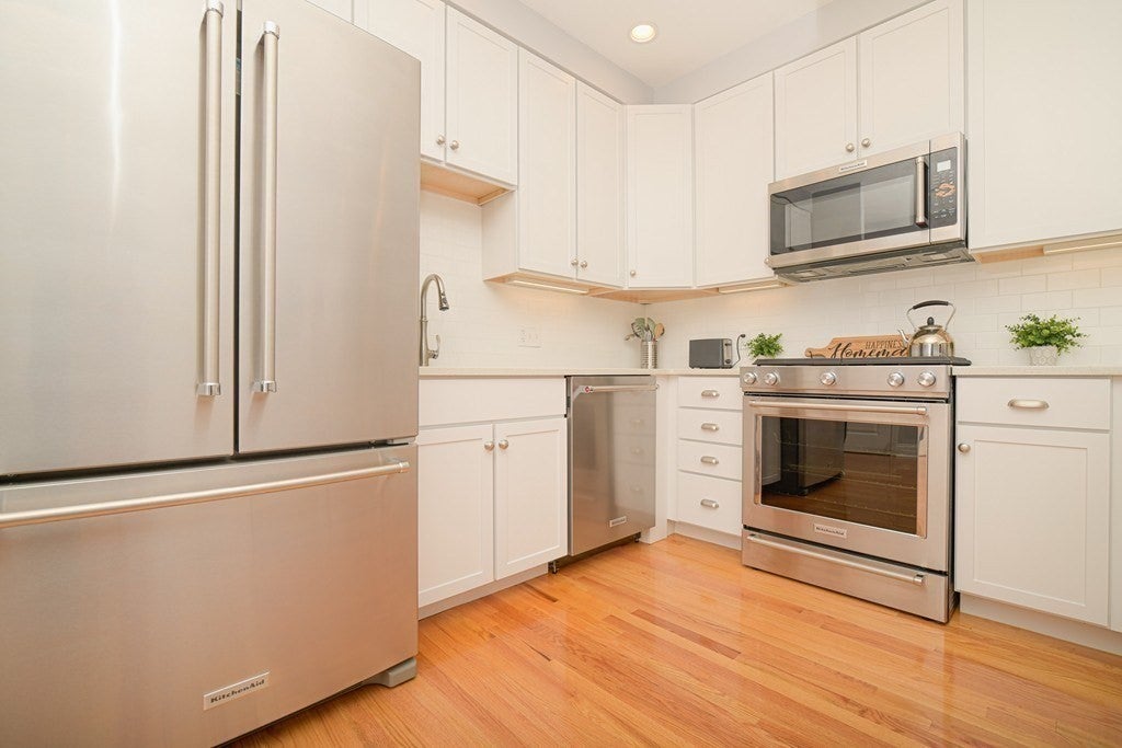 15 Guild Street #205, Boston, MA, 15 Guild Street #205, Boston, MA Photo #3