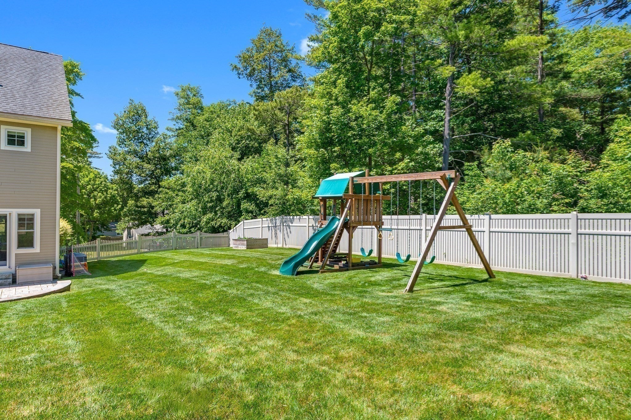 5 Lakeshore Ave, Beverly, MA Photo #34