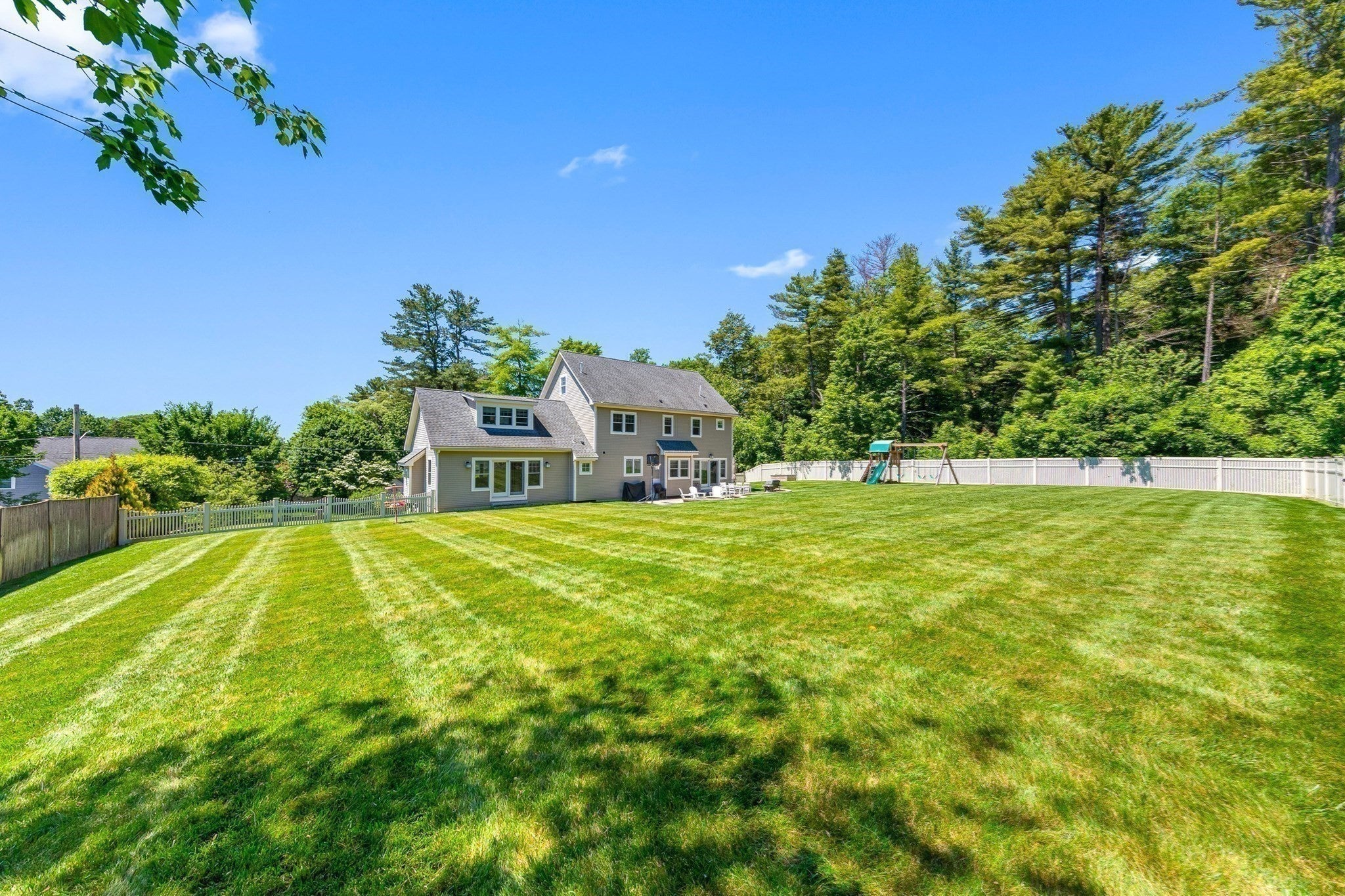 5 Lakeshore Ave, Beverly, MA Photo #36
