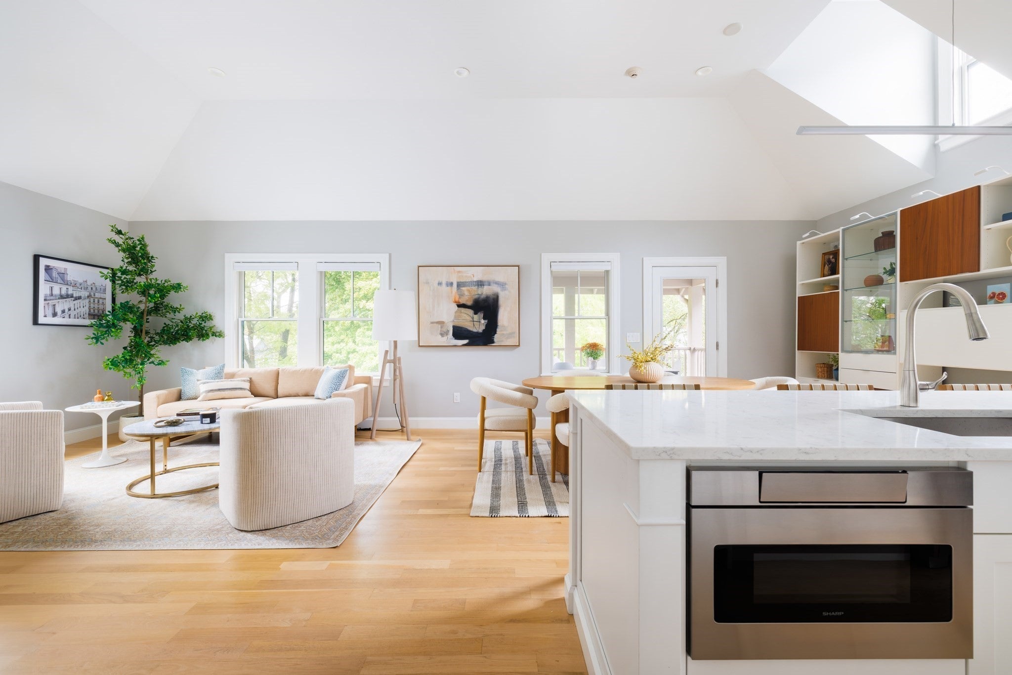 29 Elm St #3, Brookline, MA Photo #2