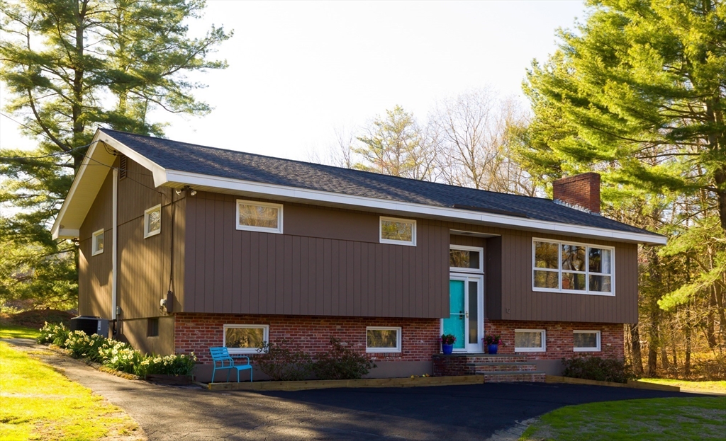 12 Stevens Place