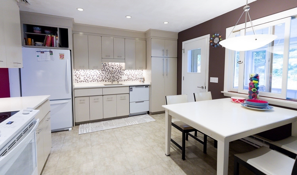 12 Stevens Place