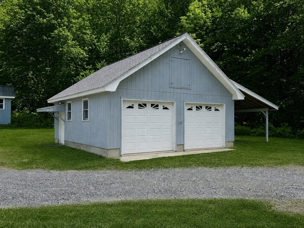 128 Spruce Corner Rd