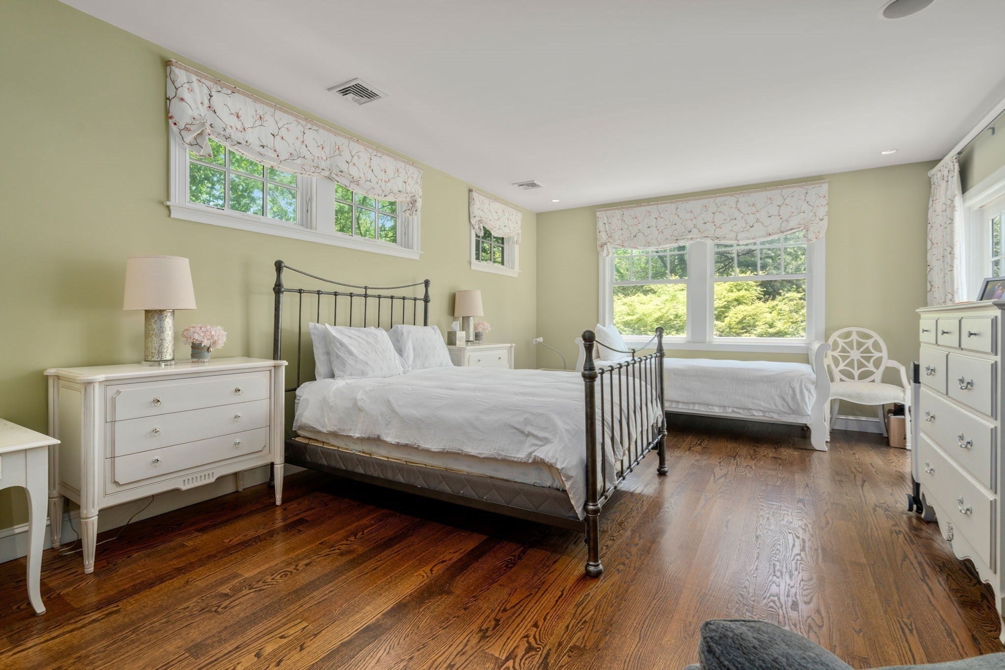 90 Suffolk Rd, Newton, MA Photo #10