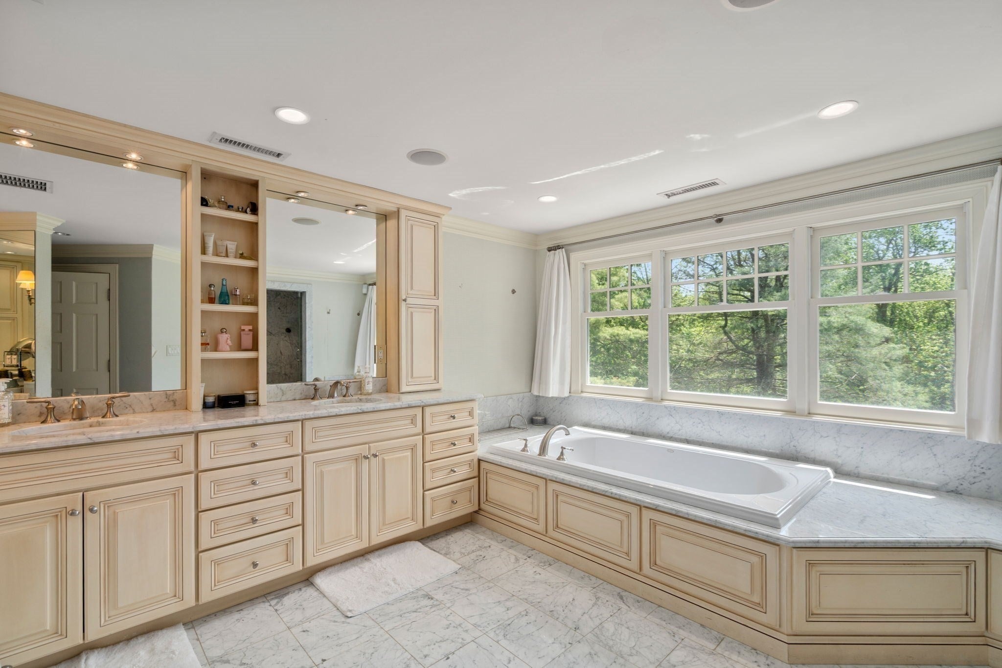 90 Suffolk Rd, Newton, MA Photo #13