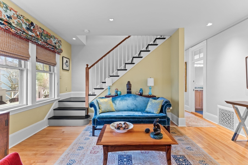 115 Walnut St 3