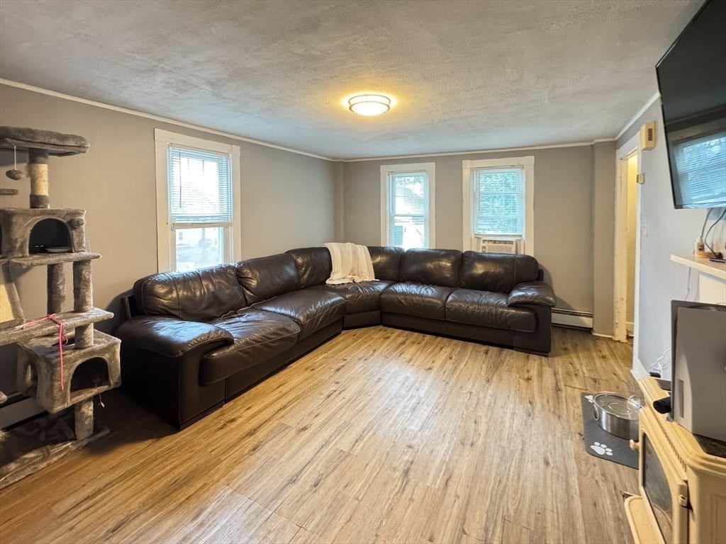 233 West St, Leominster, MA, 233 West St, Leominster, MA Photo #25