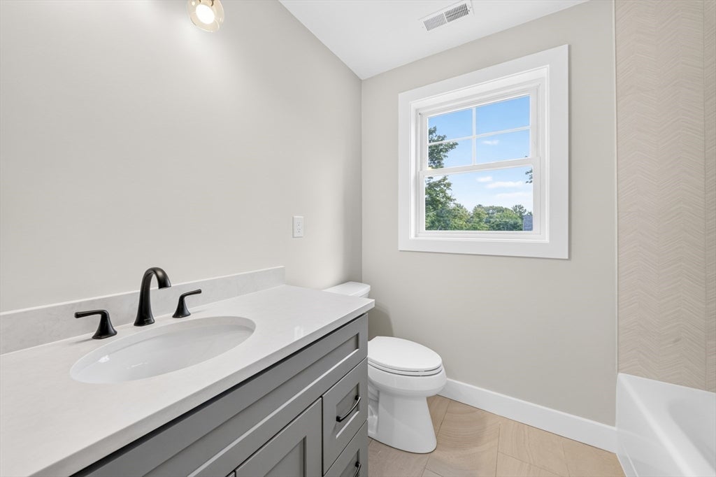 14 Neillian Way #14, Bedford, MA, 14 Neillian Way #14, Bedford, MA Photo #15