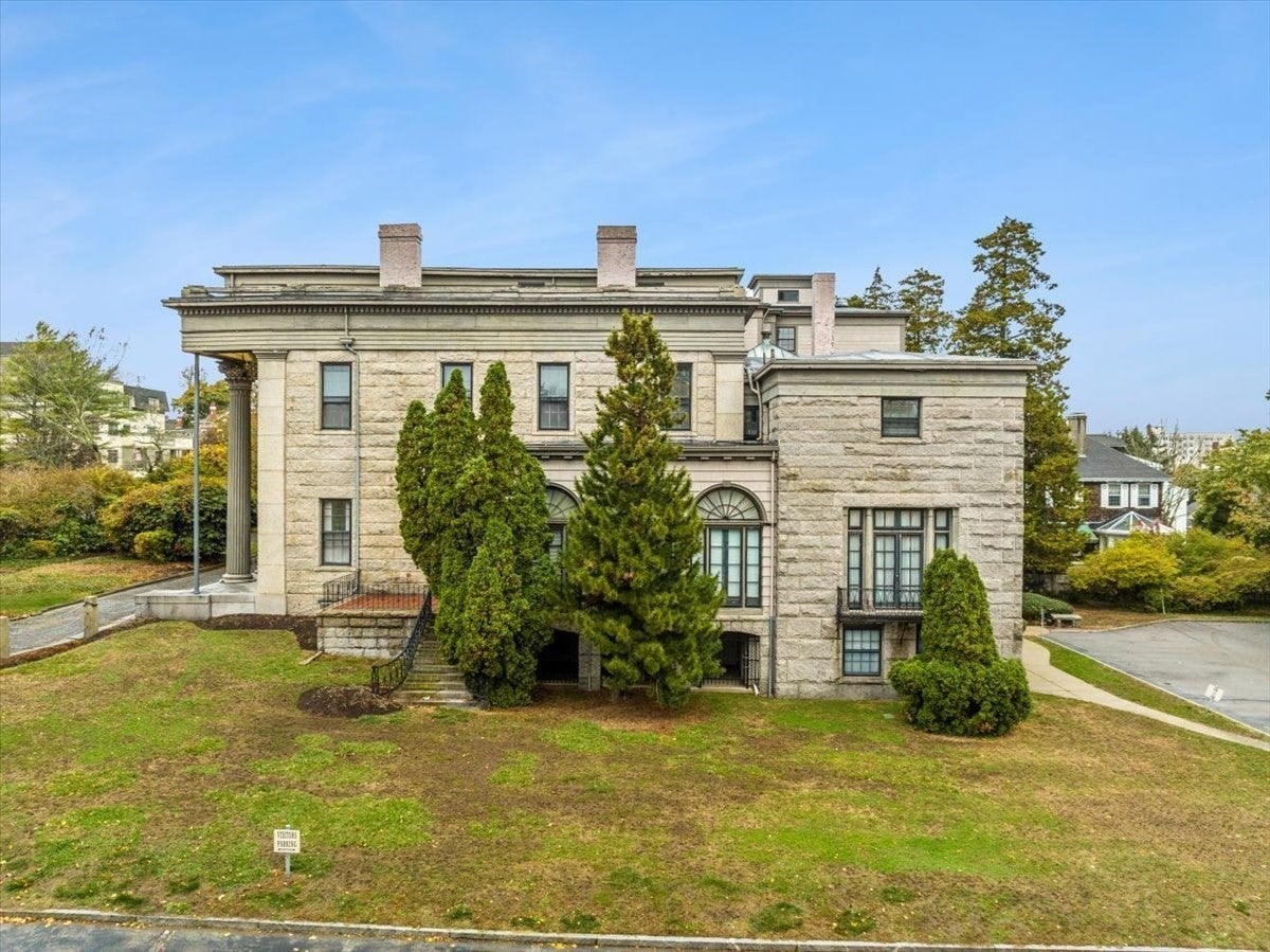 388 County Street