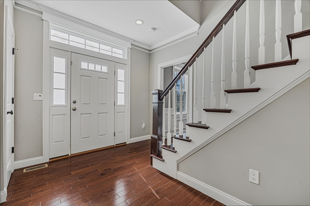 7 Gleason Rd