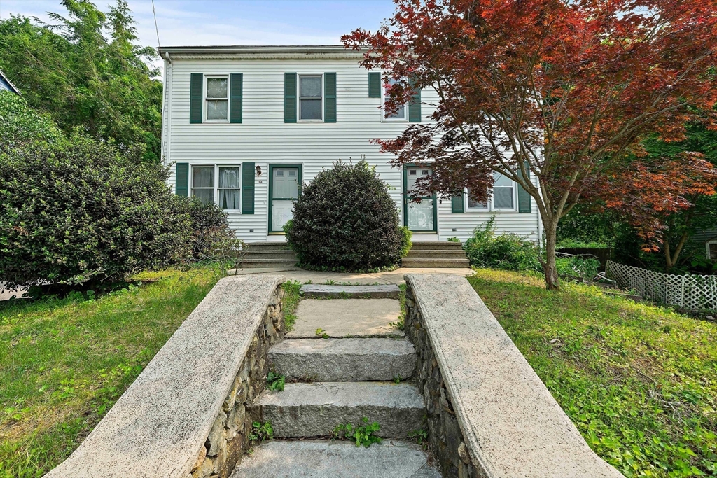 32-34 Lawn St