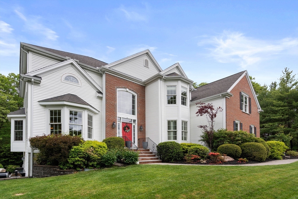 38 Blueberry Ln
