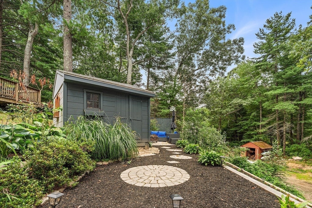 10 Marion Way, Pembroke, MA Photo #25