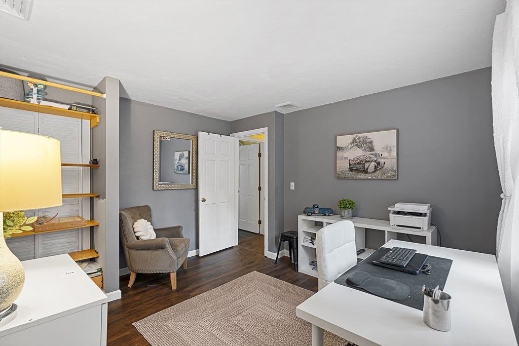 10 Marion Way, Pembroke, MA Photo #16