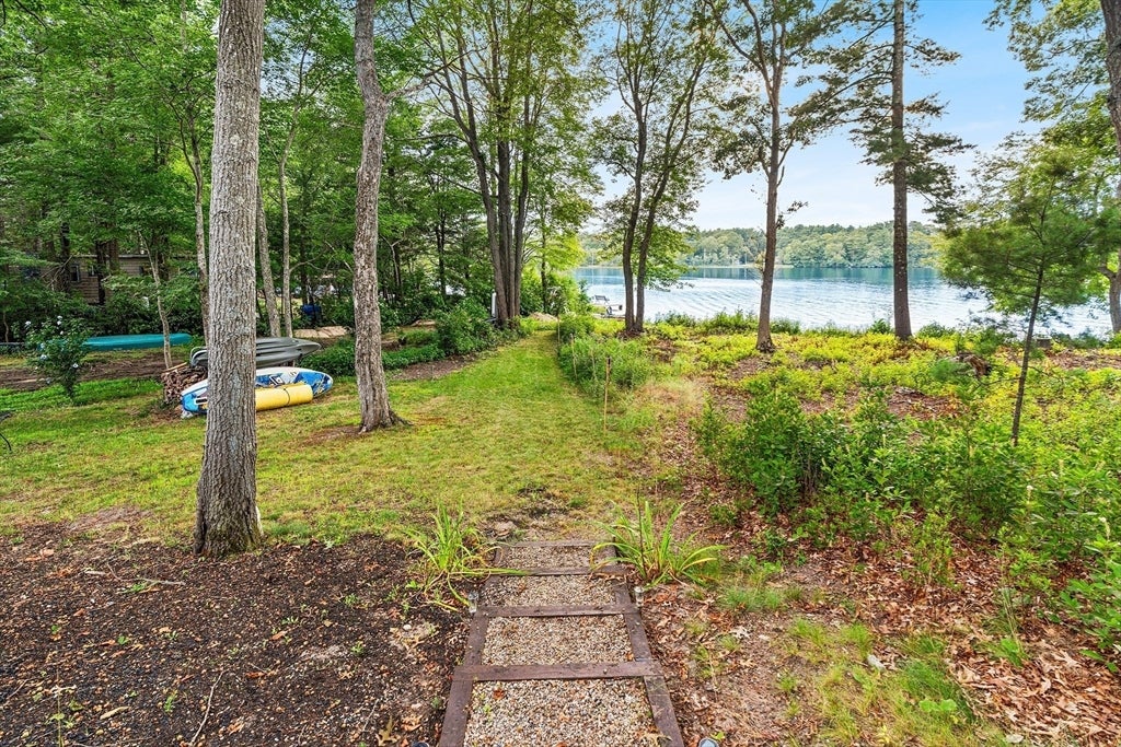 10 Marion Way, Pembroke, MA Photo #28