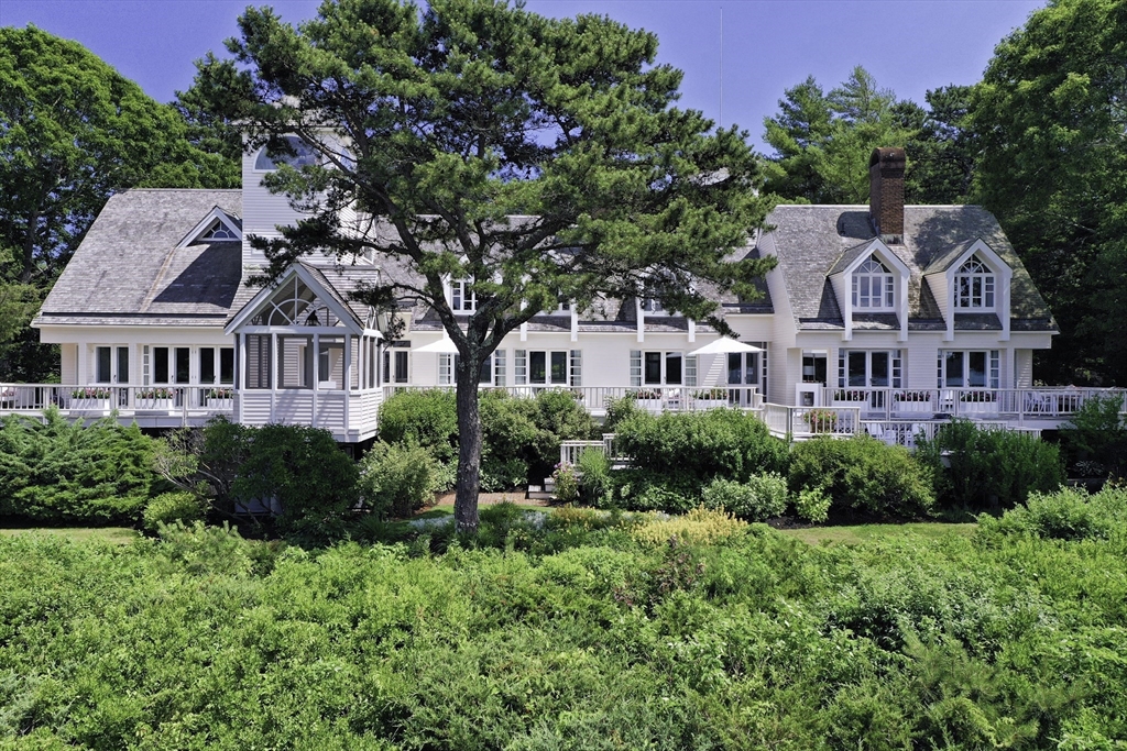 Barnstable, Massachusetts 02655, United States, 7 Bedrooms Bedrooms, ,6 BathroomsBathrooms,Residential,Active,74572