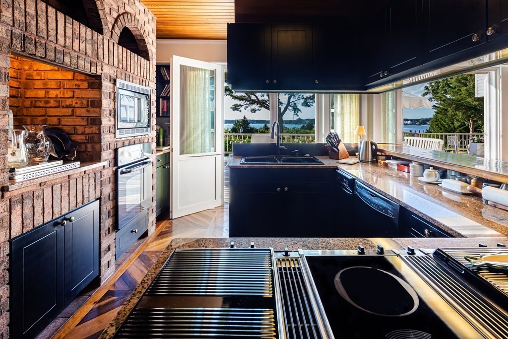 Barnstable, Massachusetts 02655, United States, 7 Bedrooms Bedrooms, ,6 BathroomsBathrooms,Residential,Active,74572