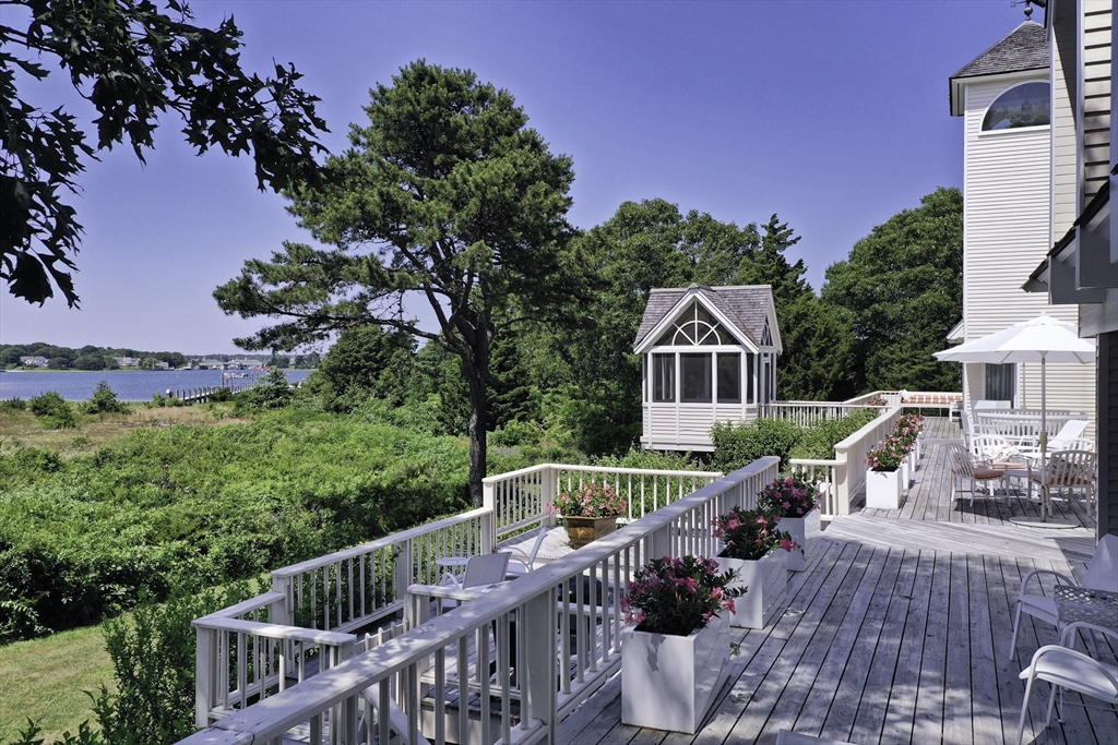 Barnstable, Massachusetts 02655, United States, 7 Bedrooms Bedrooms, ,6 BathroomsBathrooms,Residential,Active,74572
