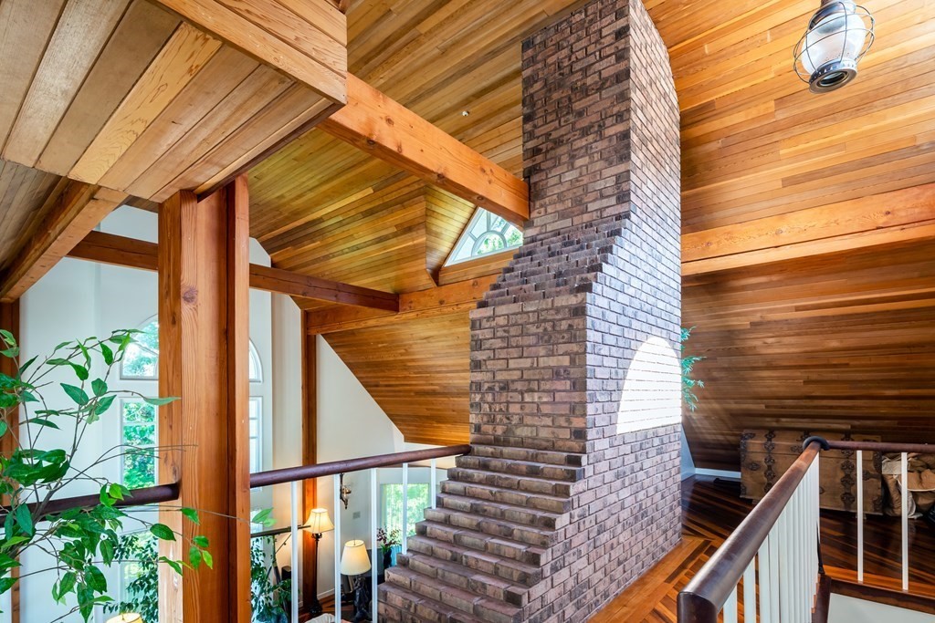 Barnstable, Massachusetts 02655, United States, 7 Bedrooms Bedrooms, ,6 BathroomsBathrooms,Residential,Active,74572