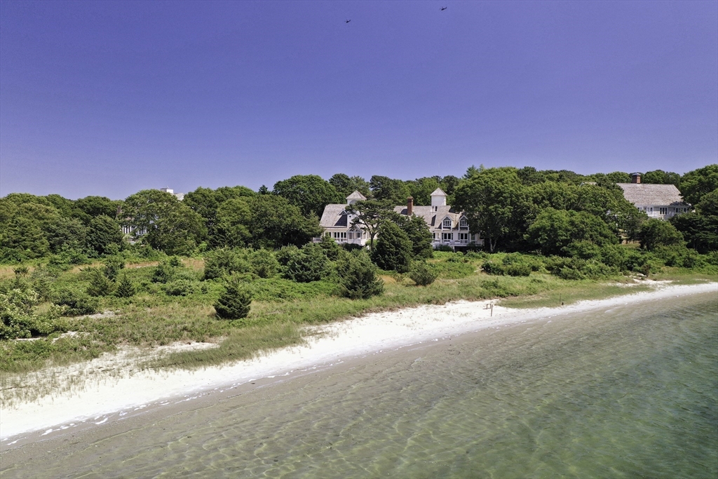 Barnstable, Massachusetts 02655, United States, 7 Bedrooms Bedrooms, ,6 BathroomsBathrooms,Residential,Active,74572