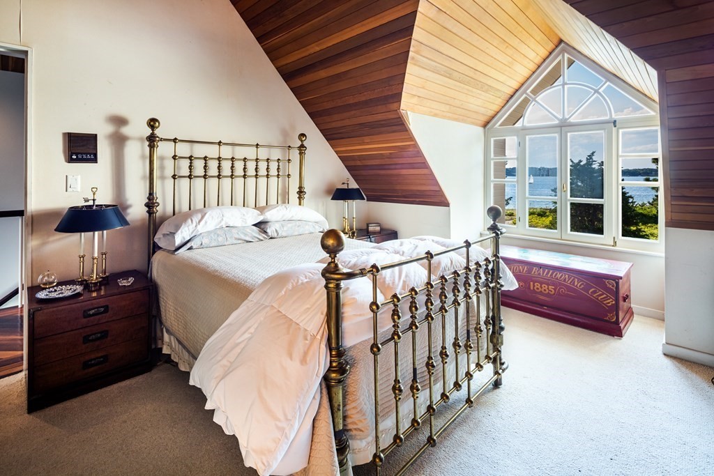 Barnstable, Massachusetts 02655, United States, 7 Bedrooms Bedrooms, ,6 BathroomsBathrooms,Residential,Active,74572