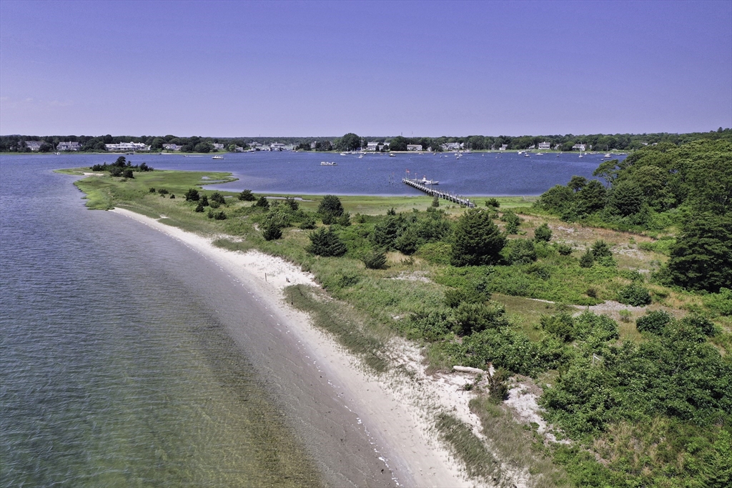 Barnstable, Massachusetts 02655, United States, 7 Bedrooms Bedrooms, ,6 BathroomsBathrooms,Residential,Active,74572