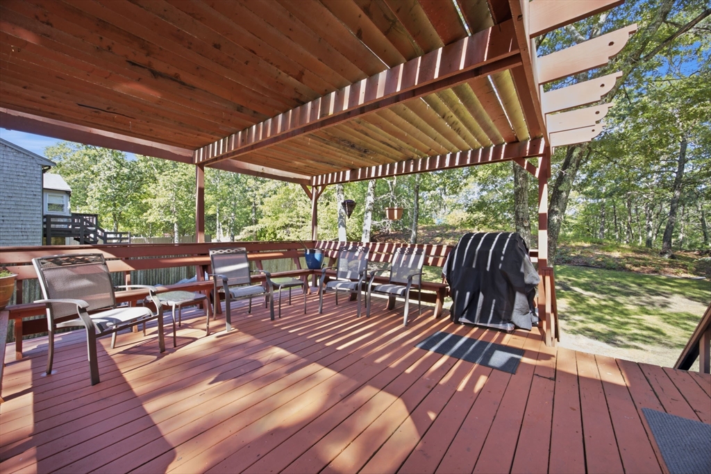 111 Rocky Pond Rd