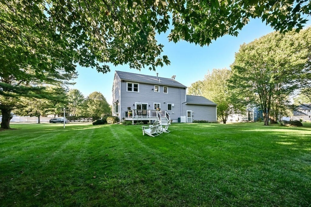 7 Southpark Ln, Mansfield, MA Photo #37