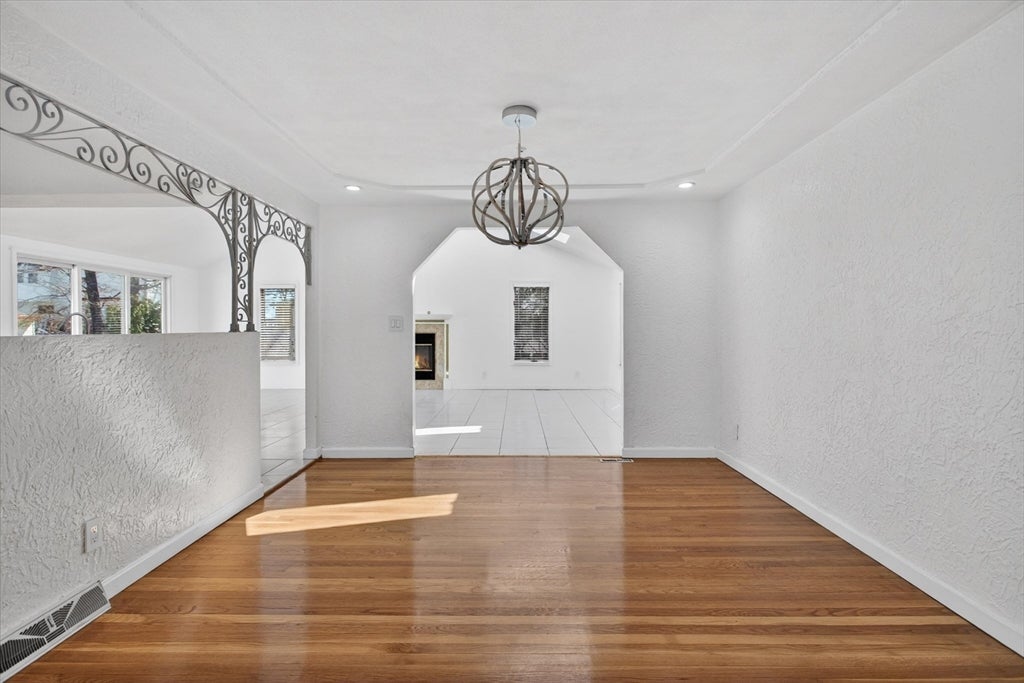 25 Gloversbrook Rd