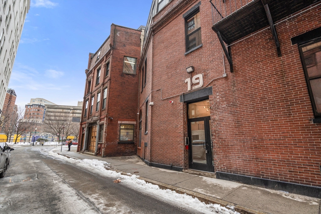 19 Stanhope Street 1C