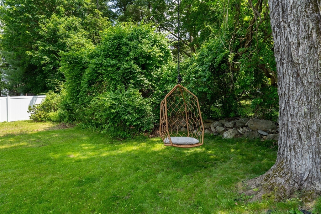 64 Nashoba Dr