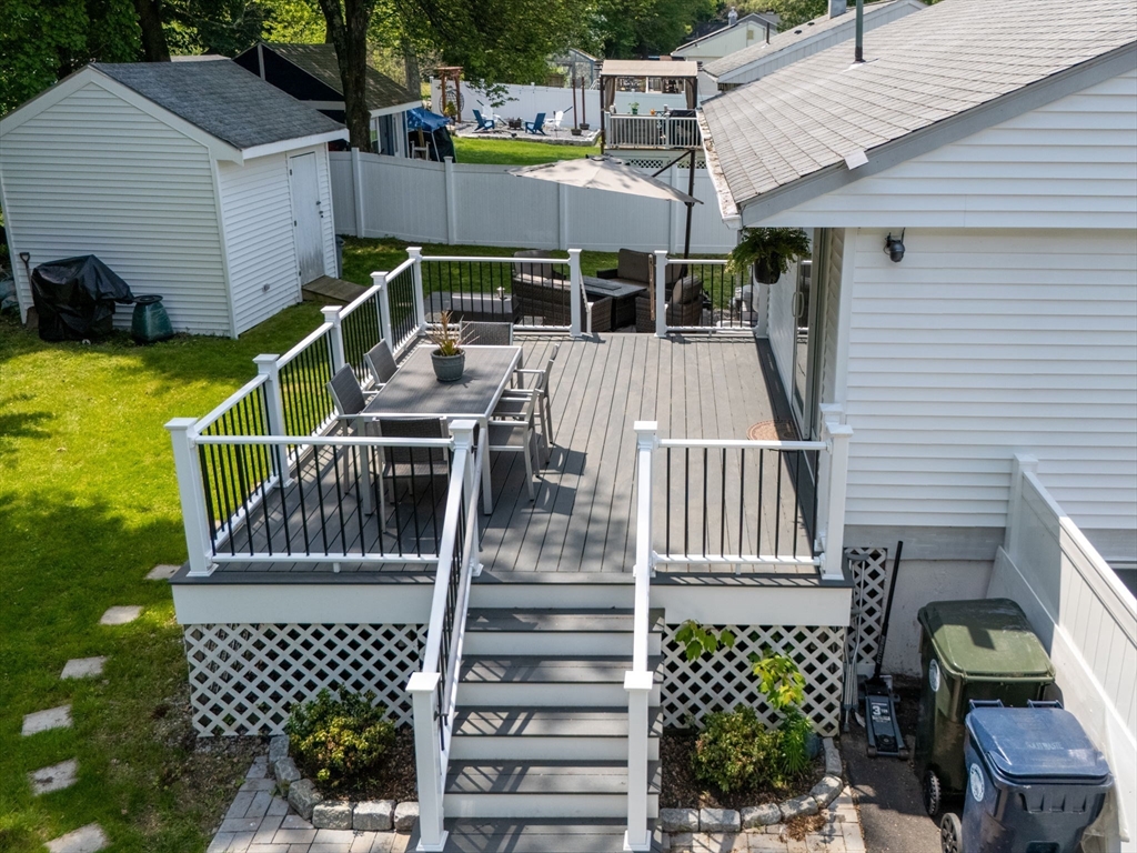 64 Nashoba Dr