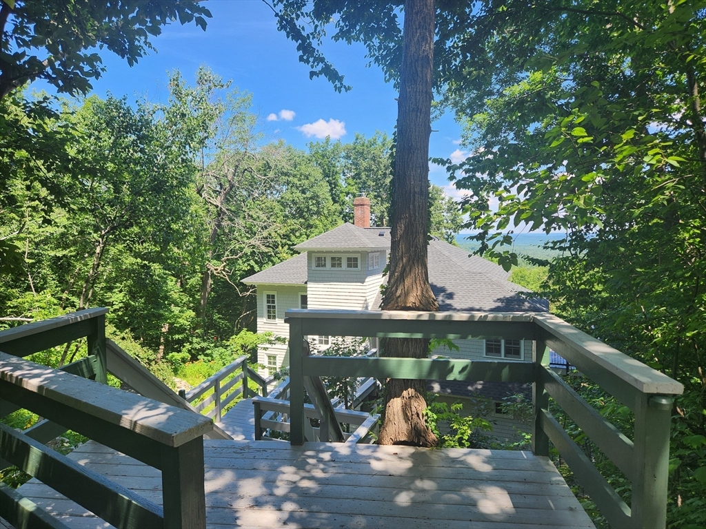 134 Mountain Rd