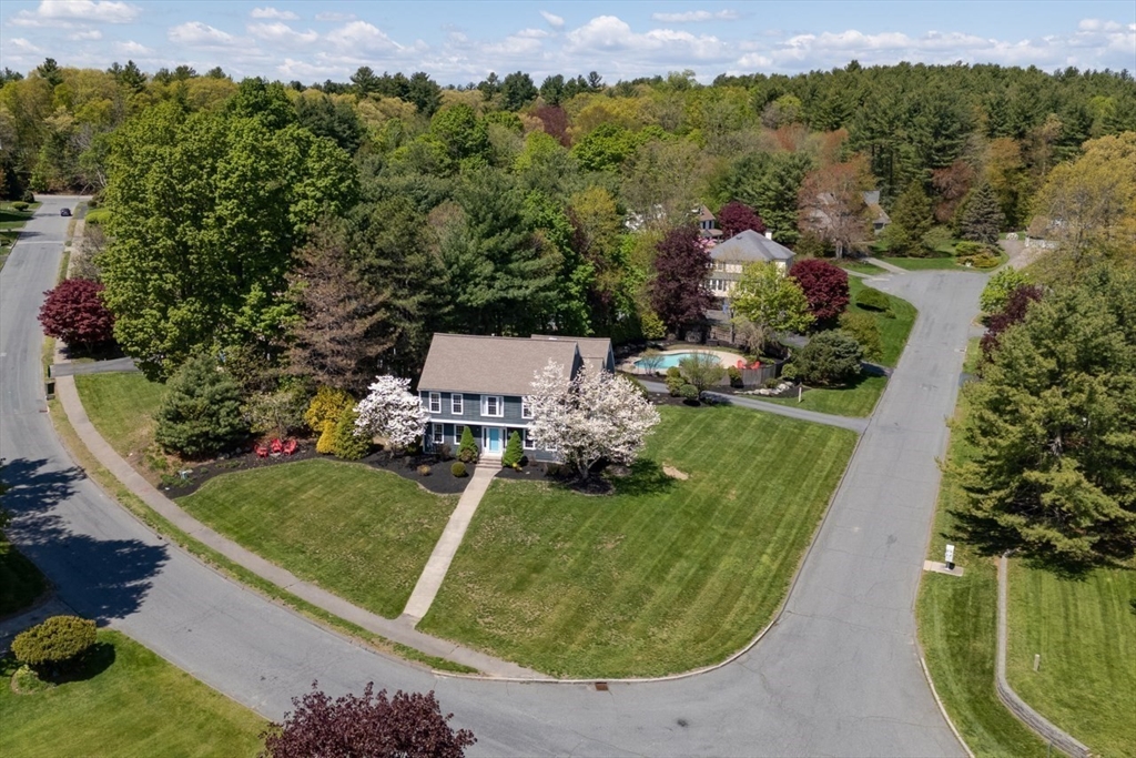 215 Rolling Meadow Dr, Holliston, MA Photo #37
