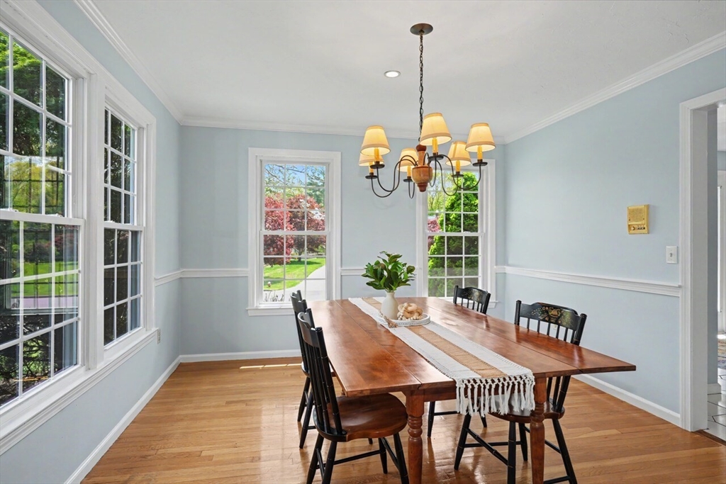 215 Rolling Meadow Dr, Holliston, MA Photo #8