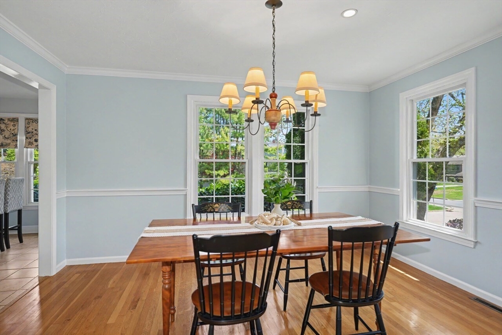 215 Rolling Meadow Dr, Holliston, MA Photo #7