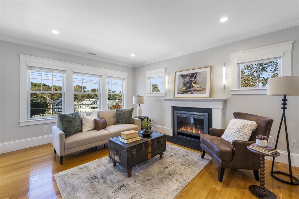 142 Highland Ave 142