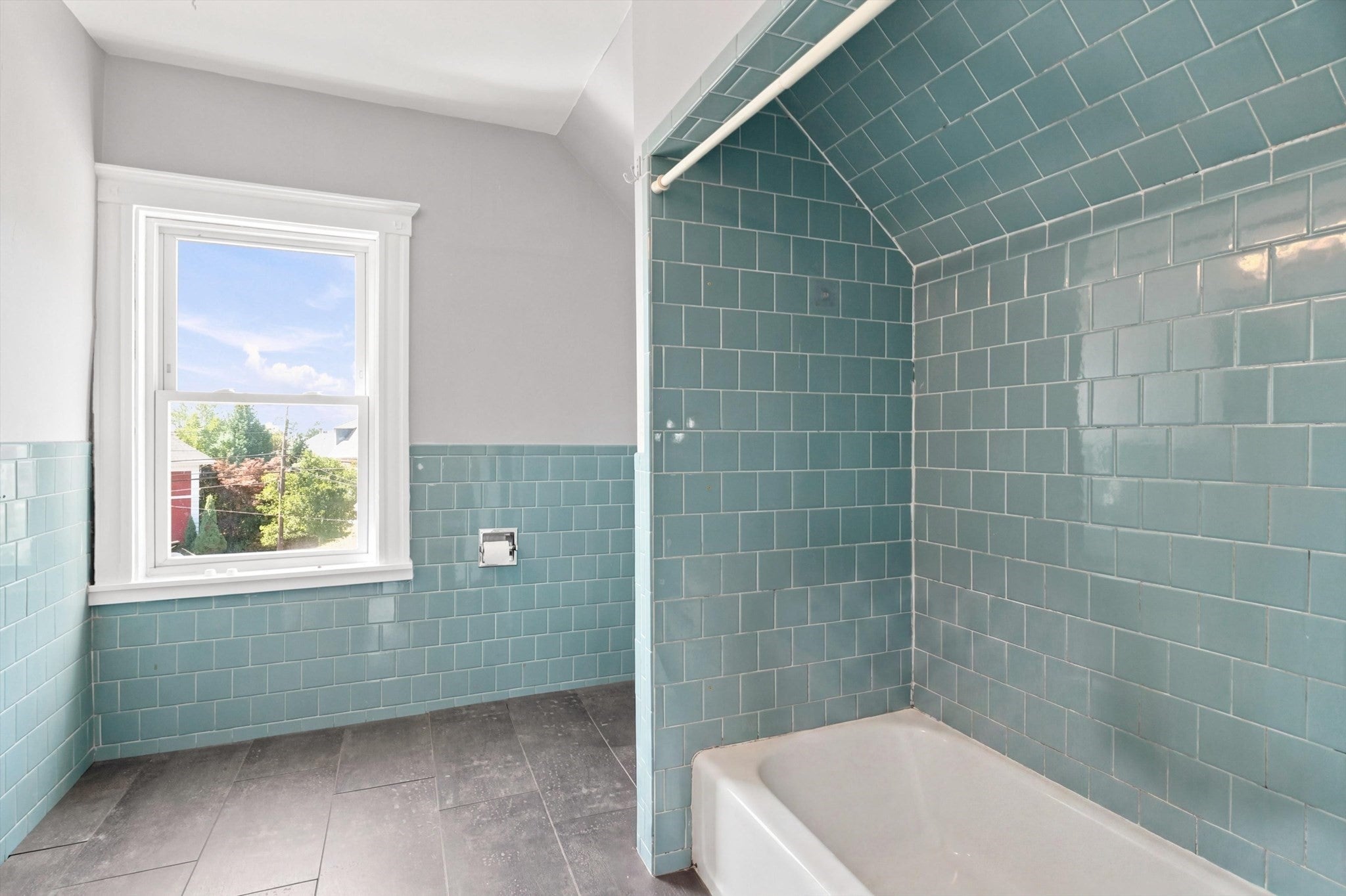 6 Cliff Street, Lynn, MA Photo #18