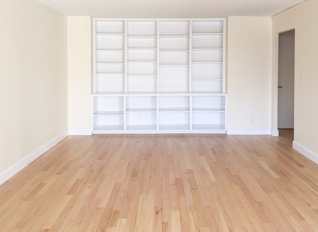 33 Pond Ave 309