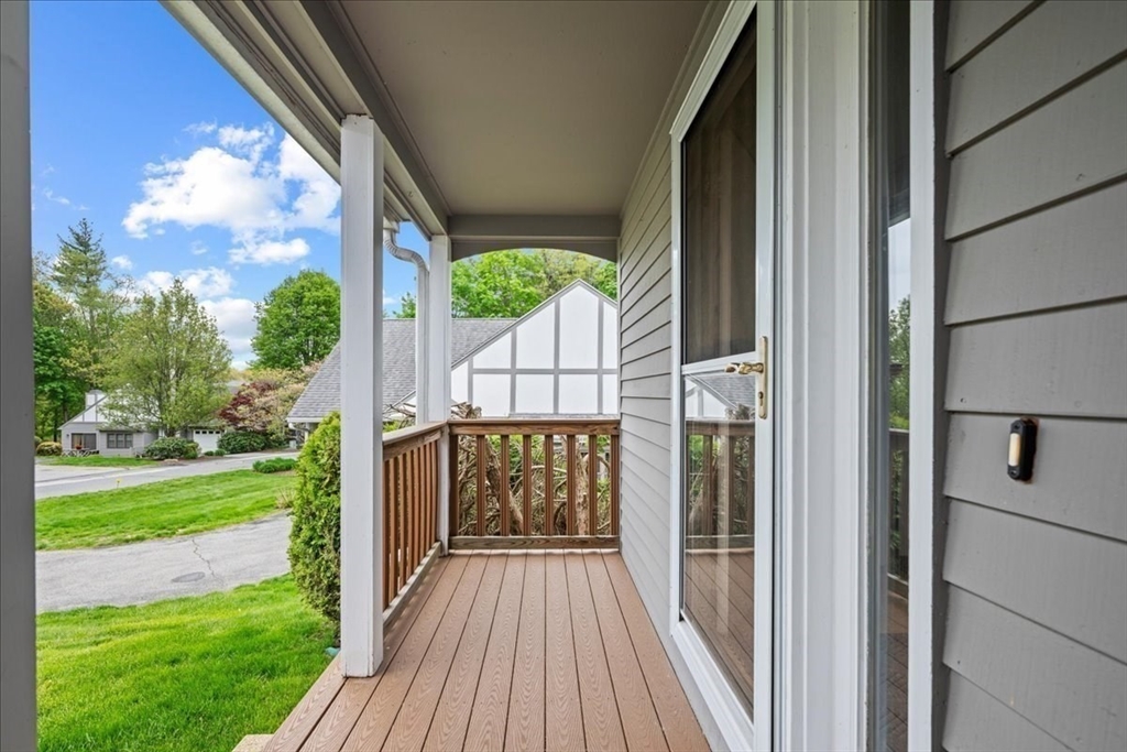 4 Victoria Dr 1