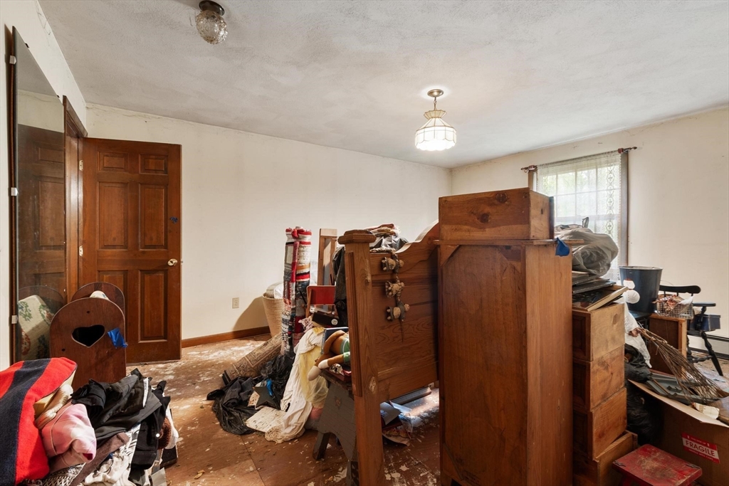 354 Maple St, Bellingham, MA Photo #10