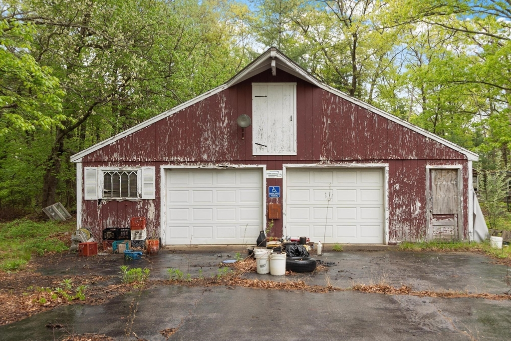 354 Maple St, Bellingham, MA Photo #32