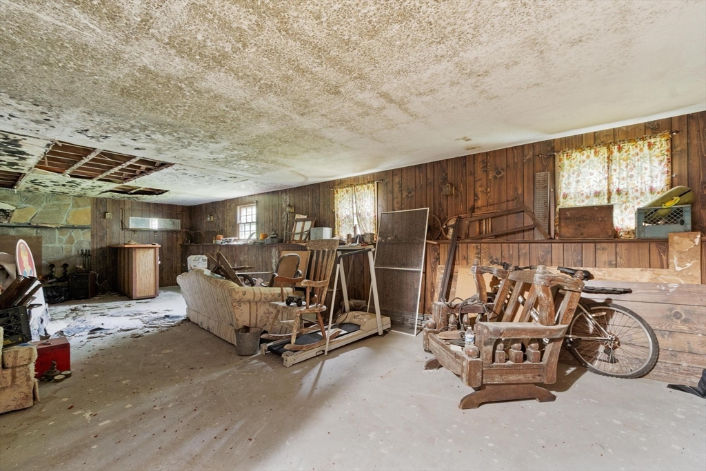 354 Maple St, Bellingham, MA Photo #22