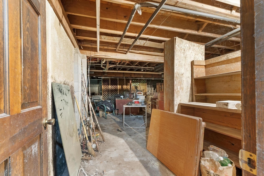 354 Maple St, Bellingham, MA Photo #23