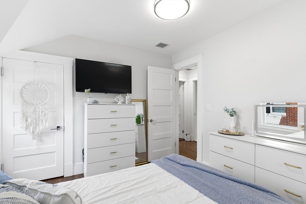 43 Standish St, Weymouth, MA Photo #18